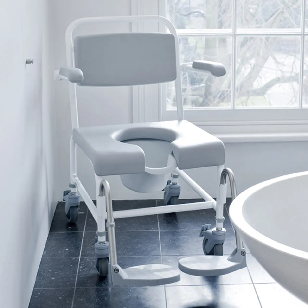 HMN Dusch-Toilettenstuhl M2-Basic