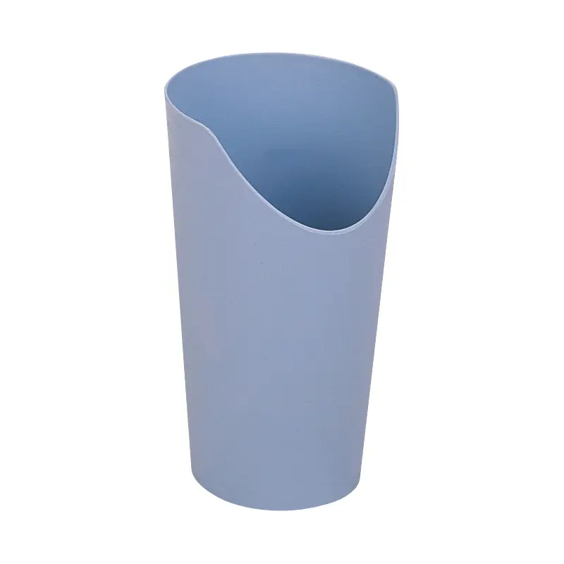 RFM Trinkbecher mit Nasenausschnitt blau