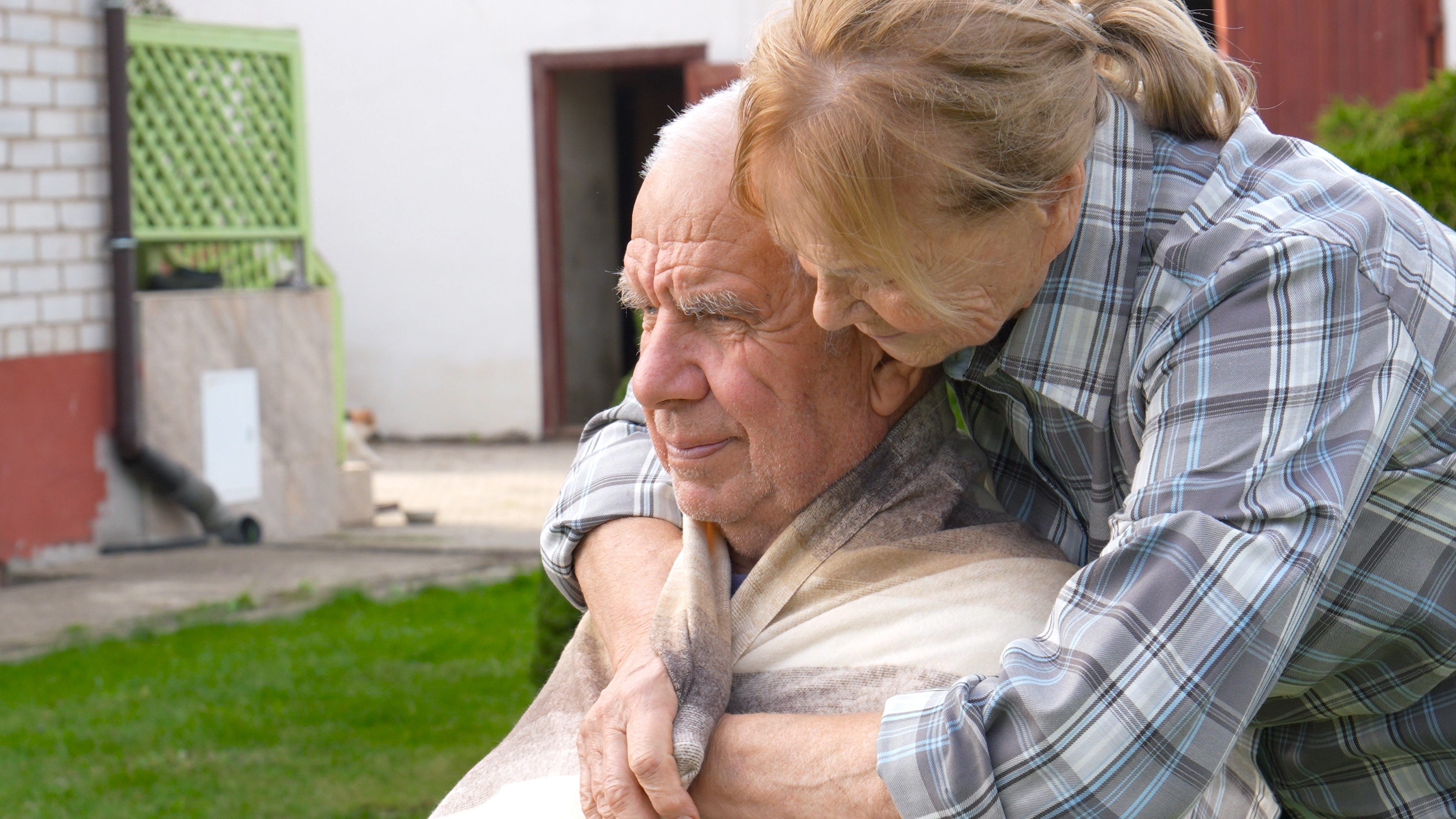 La démence à domicile: soins, accompagnement et aides techniques